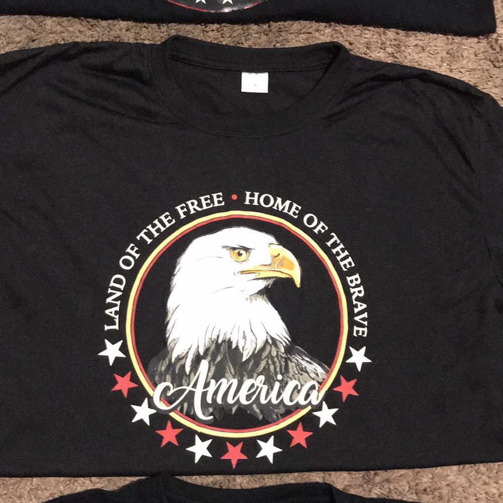 3 America 🇺🇸 black tee shirts all 3 are (Sz. Large) $25 now $17 for all three - Picture 3 of 7